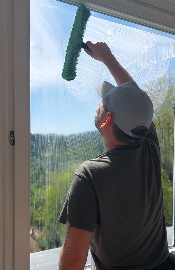 Foto einer Fensterreinigung